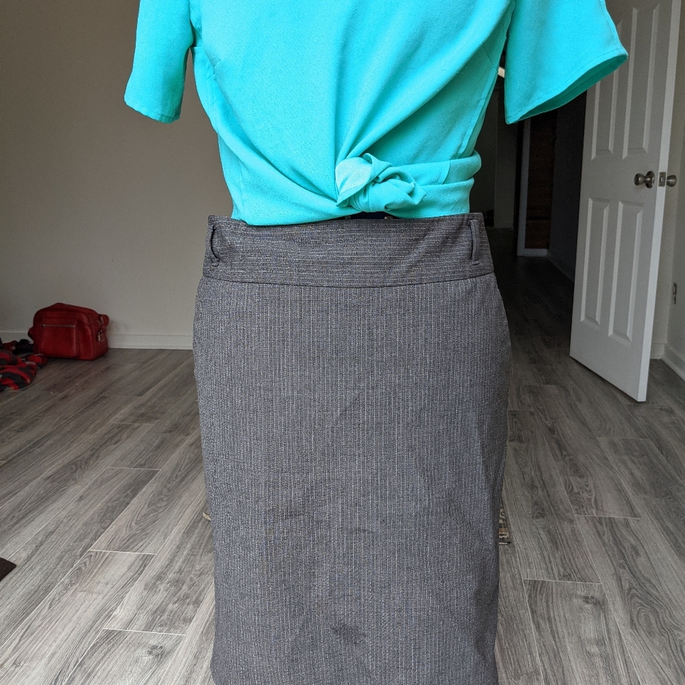 Banana Republic High Waisted Pinstripe Suit Skirt